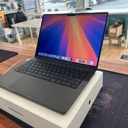 Apple MacBook Pro 14-inch 2023 
(M3 PRO)18GB 1TB IN BOX LIKE NEW