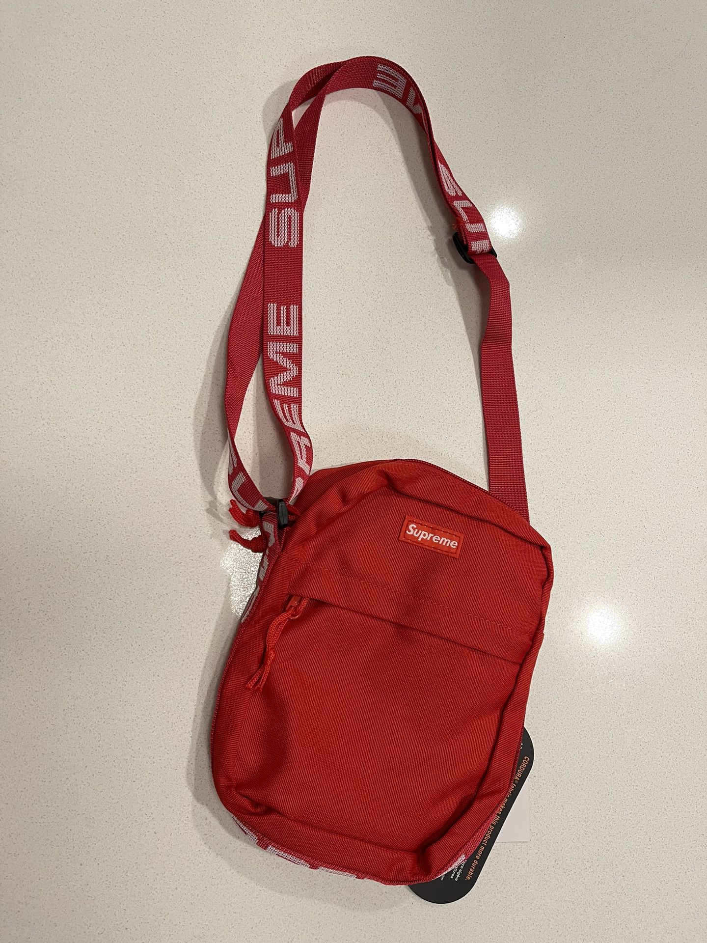 Supreme One Strap Bag (check out my page🔥) 