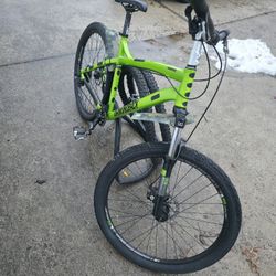 Diamondback Hook Mountain Bike 