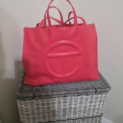 RED TELFAR LARGE BAG