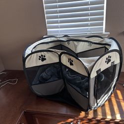 Small Dog/ Pet Kennel