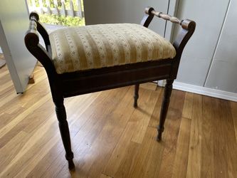Antique Storage Bench $333 Valued At $995