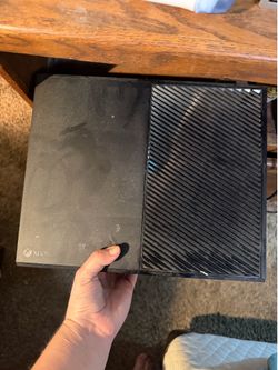Xbox one with all cords game and new remote