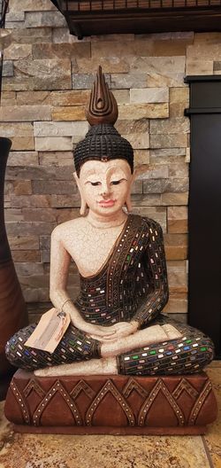 Beautiful Large 29" Buddha