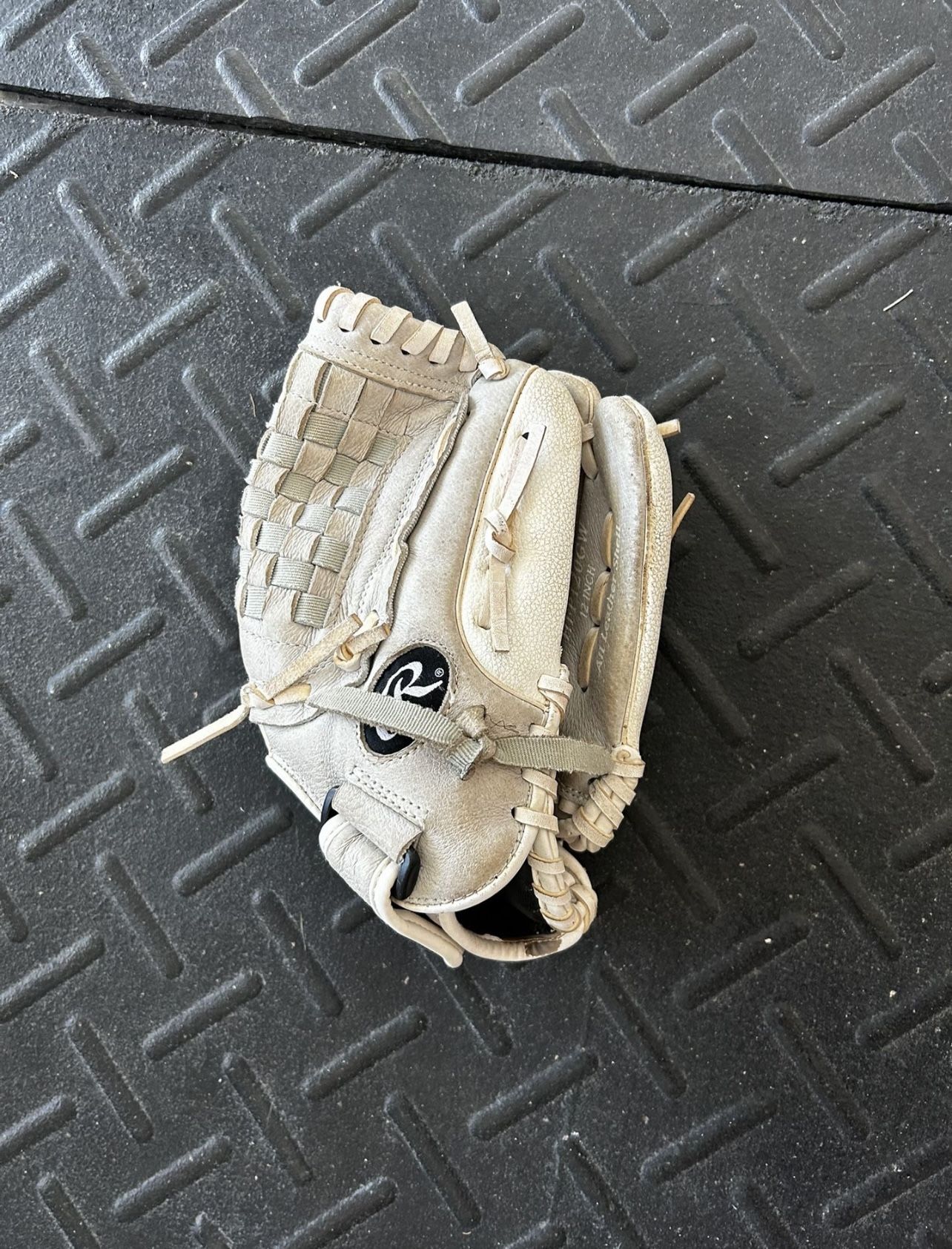 Rawlings 12in Softball Glove