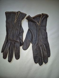 Vintage leather gloves x small about 70 yrs