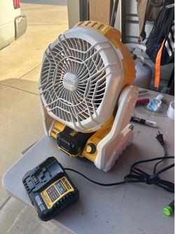Dewalt fan