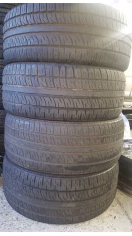 Pirelli Scorpion Zero Tires 305/30ZR26 305 30 26 used tires.