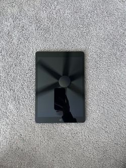 iPad 9th Generation 64GB – Great Condition
