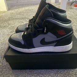 Jordan 1 size 7 GS