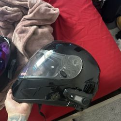 Motorcycle helmet
