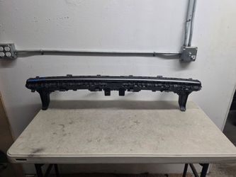 Grille center bar headlight hyundai palisade 2026