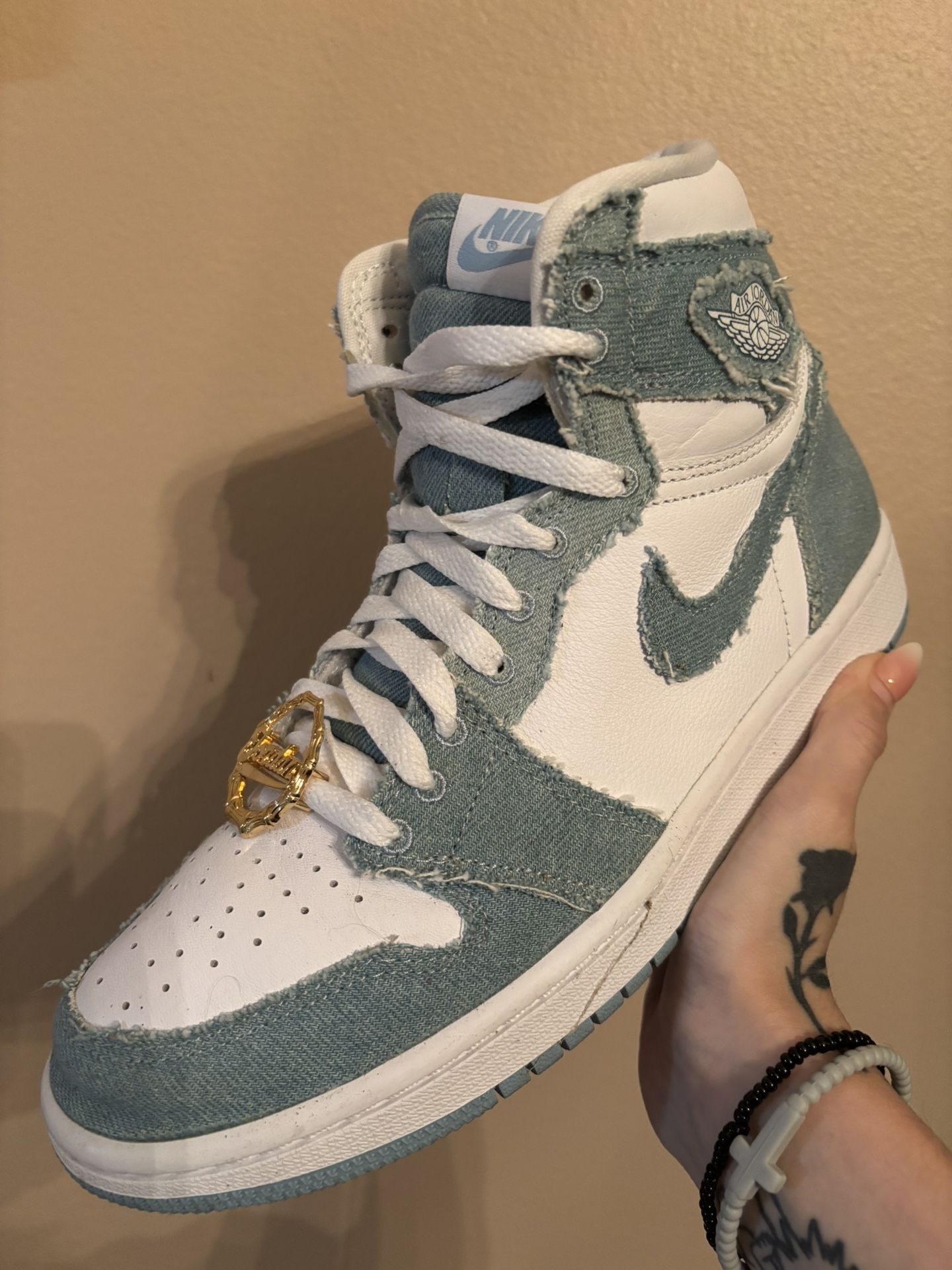 Wmns Air Jordan 1 Retro High OG ‘Denim'