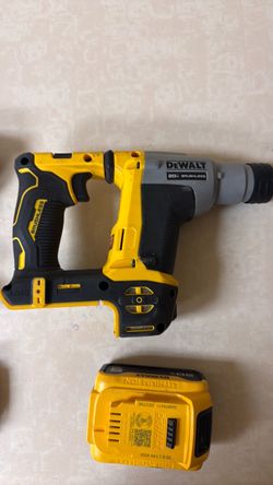 DeWalt ATOMIC 20V MAX 5/8 in. Brushless Cordless SDS Plus Rotary Hammer (Model DCH172B),