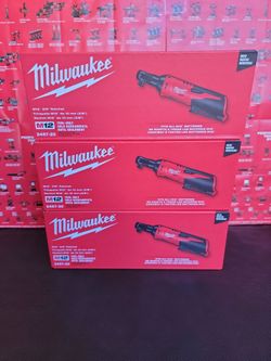 MILWAUKEE M12 12V LITHIUM-ION CORDLESS 3/8-IN. RATCHET ( TOOL ONLY  )