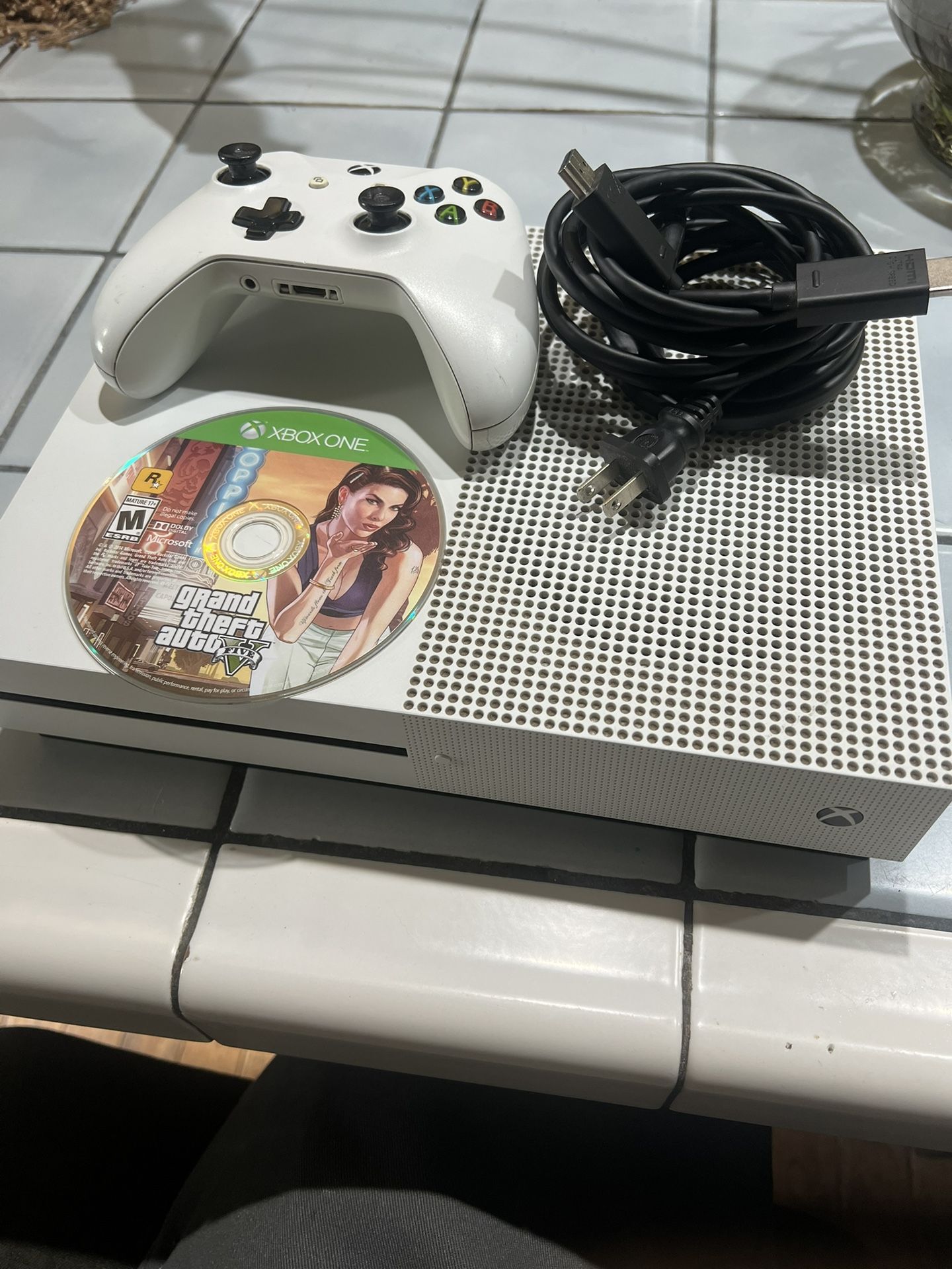 Xbox One S With Controller, Wires And GTA5 