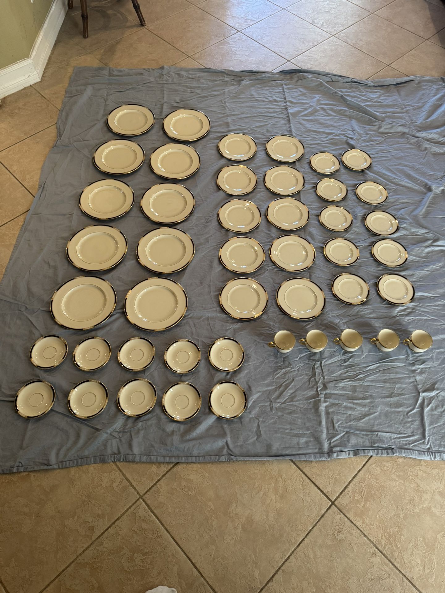 CHINA SET (45 Piece Set - Lenox Presidential Collection) $700 OBO