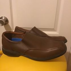 Mens Sz 12 Skechers Casual Dress Shoe, Like New 