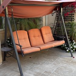 Swing Set- Great Condition 