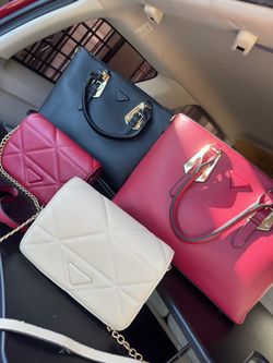 Handbags MUST GO
