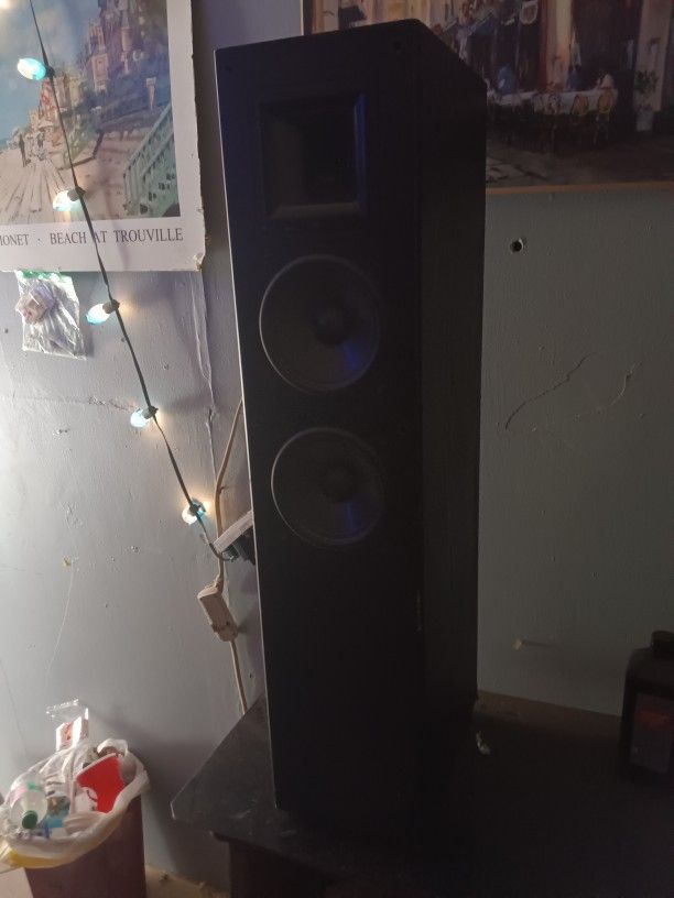 Klipsch Tower Speakers