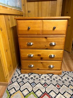 Solid Pine 5-Drawer Chest / Dresser – Solid Wood