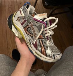 multi color balenciaga runners size 42