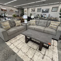 2 PC SOFA AND LOVESEAT 