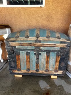 Antique Dome Top Steamer Trunk