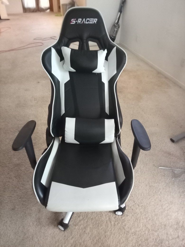 Best Ergonomic S Racer Gaming Chair