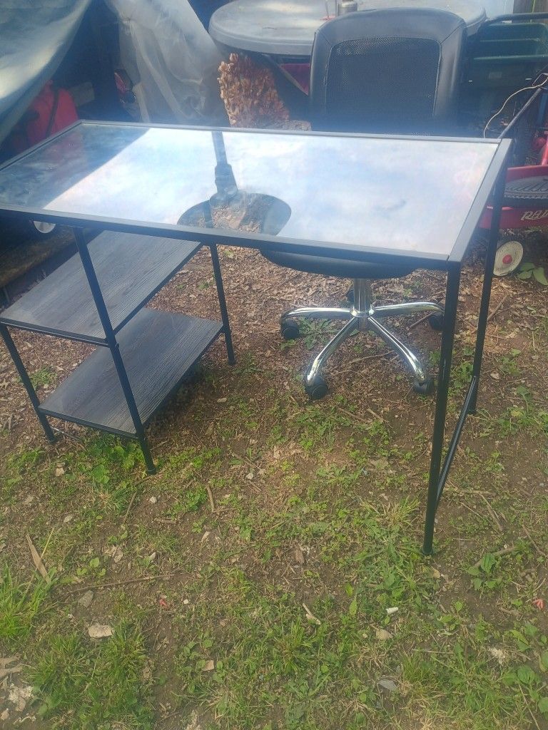 Desk With Office Chair With 2 Shelf Like New The Glass Dose Come Off Metal And Glass And Wood
