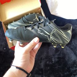 Puma cleats