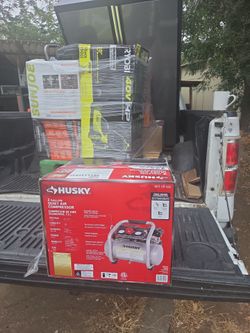 Shop Husky
2 Gal. 135 PSI Portable Electric Oil-Free Quiet Jobsite Air Compressor with Dual Pressure Gauges and 1-Quick Coupler STORE PRICE 179$