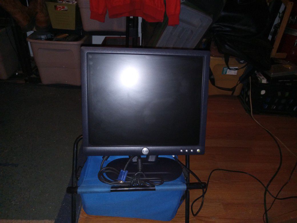 DELL#13"(flat screen computer monitor)