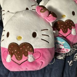 Hello Kitty Sqishmallow 