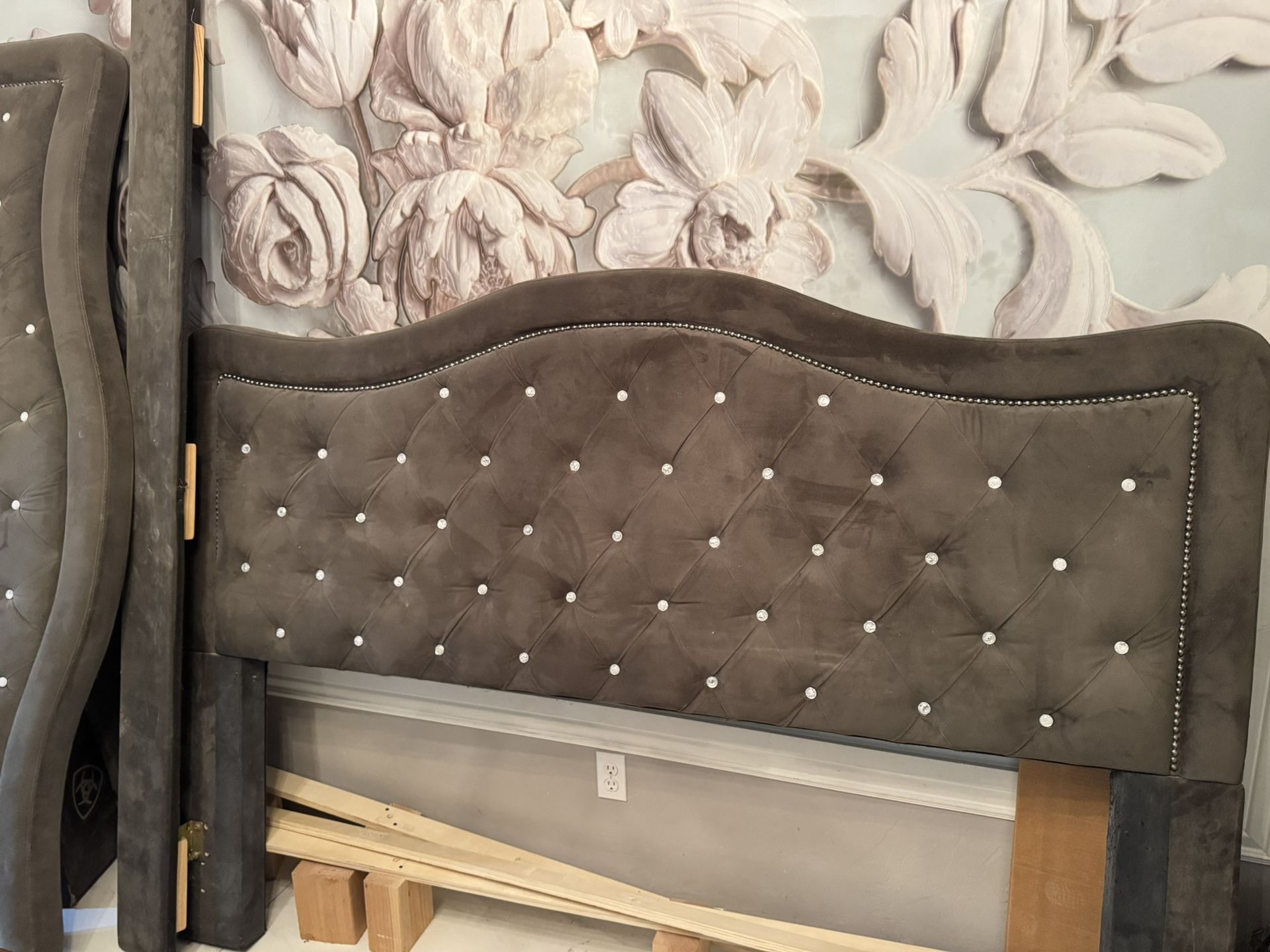 King Tufted Bed Frame