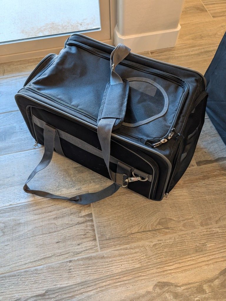Dog Travel Crate