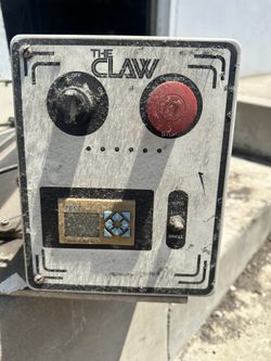 The Claw 1 Color screenprinting machine