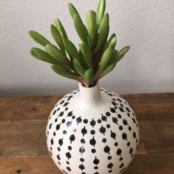 Garden artificial succulent 6”hx3”w NEW 