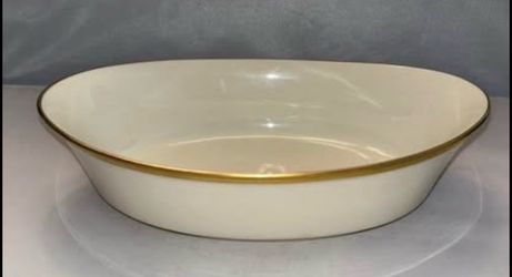 Lenox Eternal 10" Oval Flared Vegetable Bowl Wide Gold Trim Ivory Cream Body