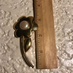 Authentic Givenchy Daisy Faux Pearl Center Brooch 
