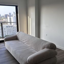 Thorvald “Sesann” Sofa – Sculptural Curved Designer Couch (Like New)