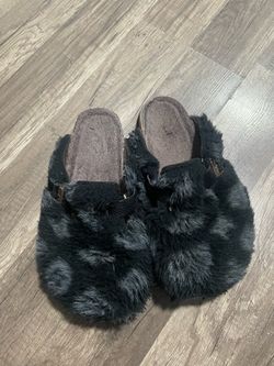Black Faux Fur Slide Slippers with Buckle