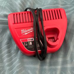 Milwaukee M12 Charger NEW