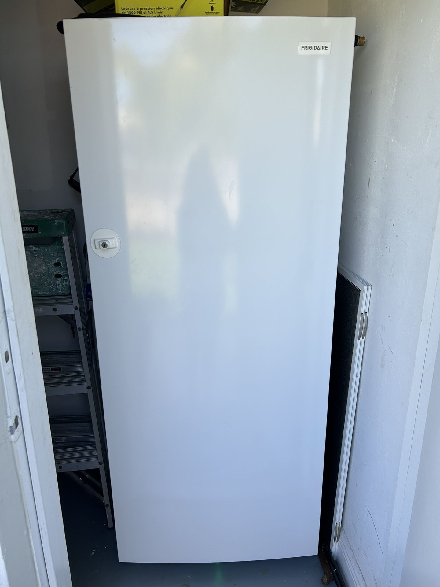 Upright freezer - Great Condition