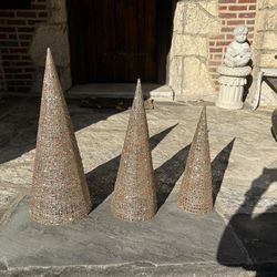 Gold Mesh Trees Decoration (Set of 3)