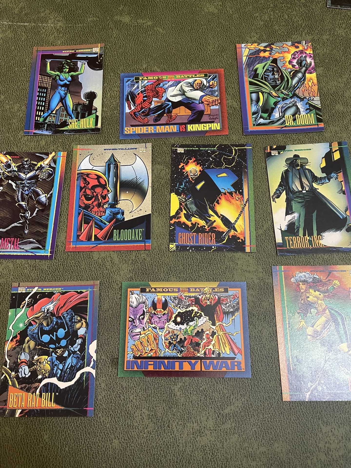 Lot Of 1993 Marvel Superhero Cards