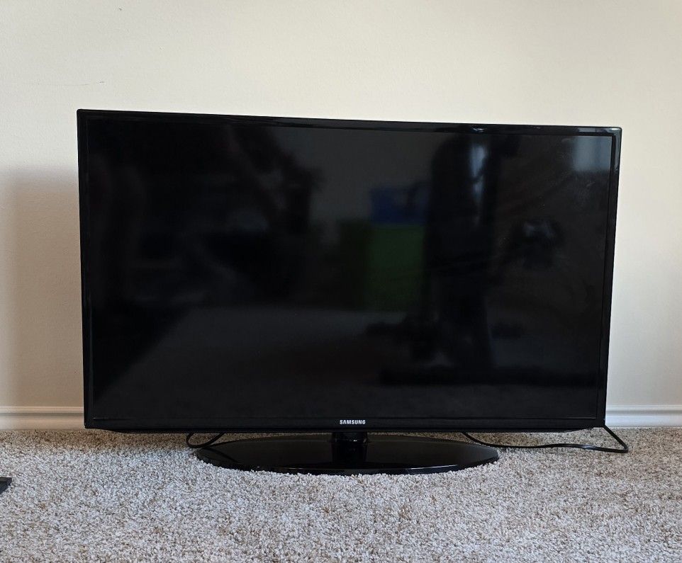 TV Samsung LED Modelo (UN40H5201AF) 40-inch 