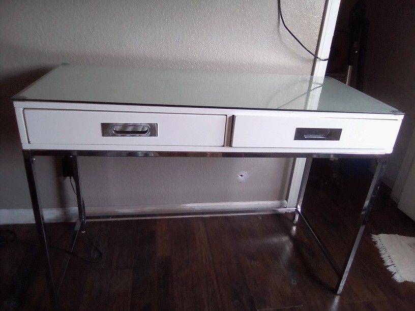Vanity Desk