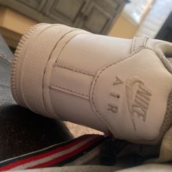 CUSTOM NIKE AIR FORCE 1 (BURBERRY ) Like New